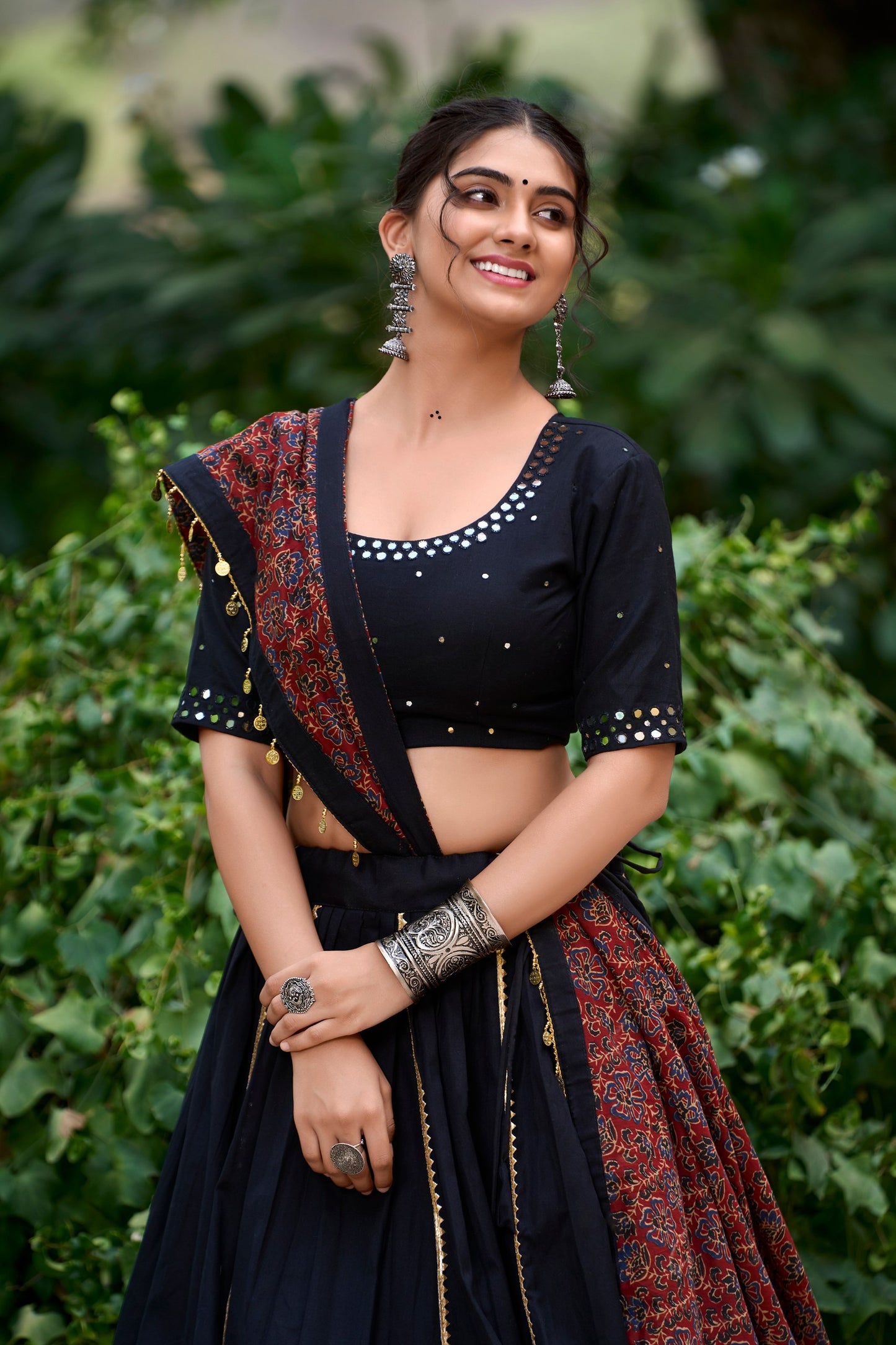 Elegant Fully Stitched Designer Lehenga Choli Set with Exquisitely Embroidered Dupatta and Matching Purse