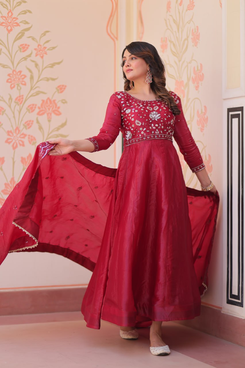Elegant Gold Crush Embroidered Gown and Designer Dupatta Set