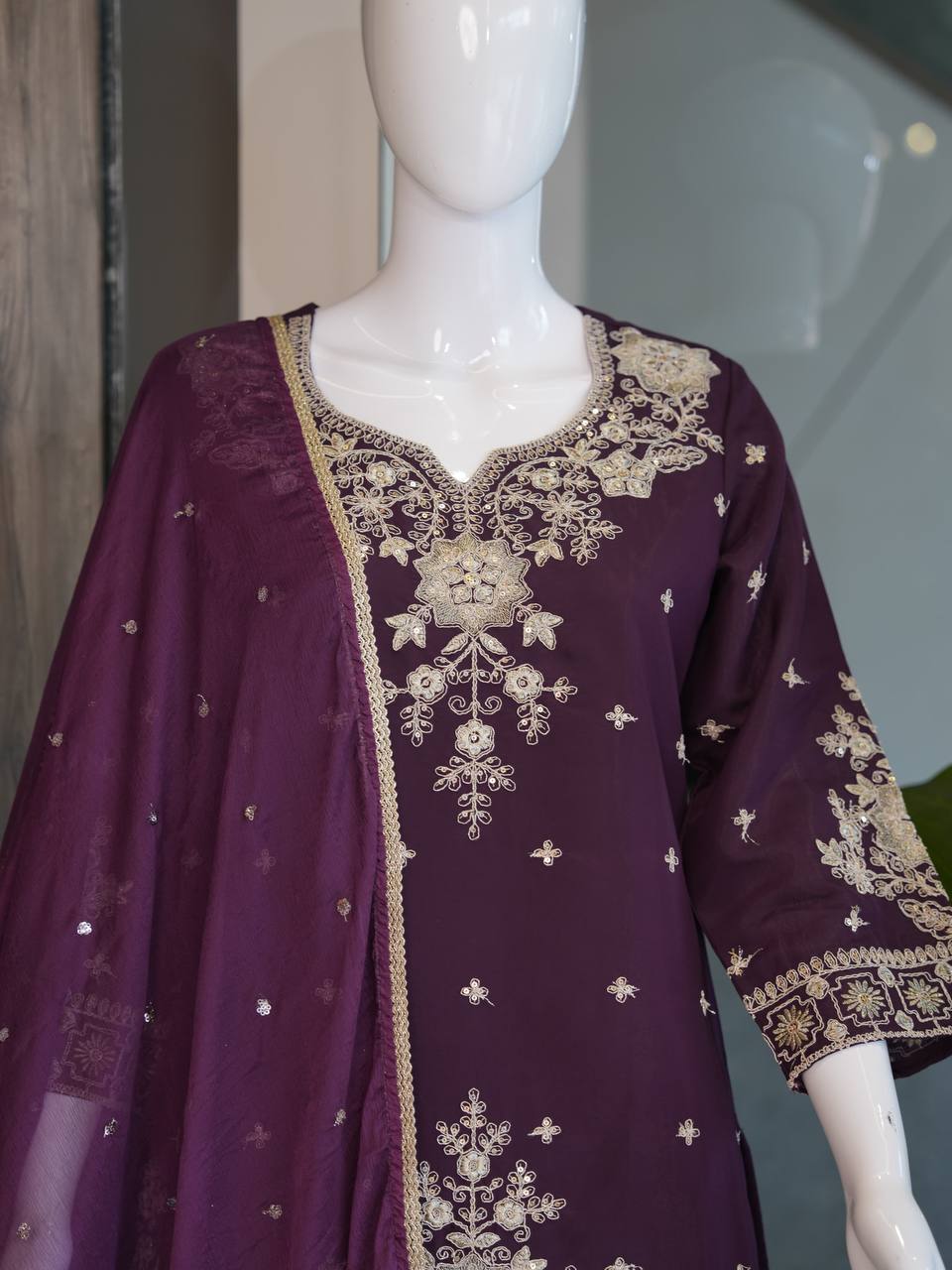 Luxury Fusion Style Designer Ensemble – Elegant Roman Silk Set with Embroidery, Sequins & Nazmeen Dupatta