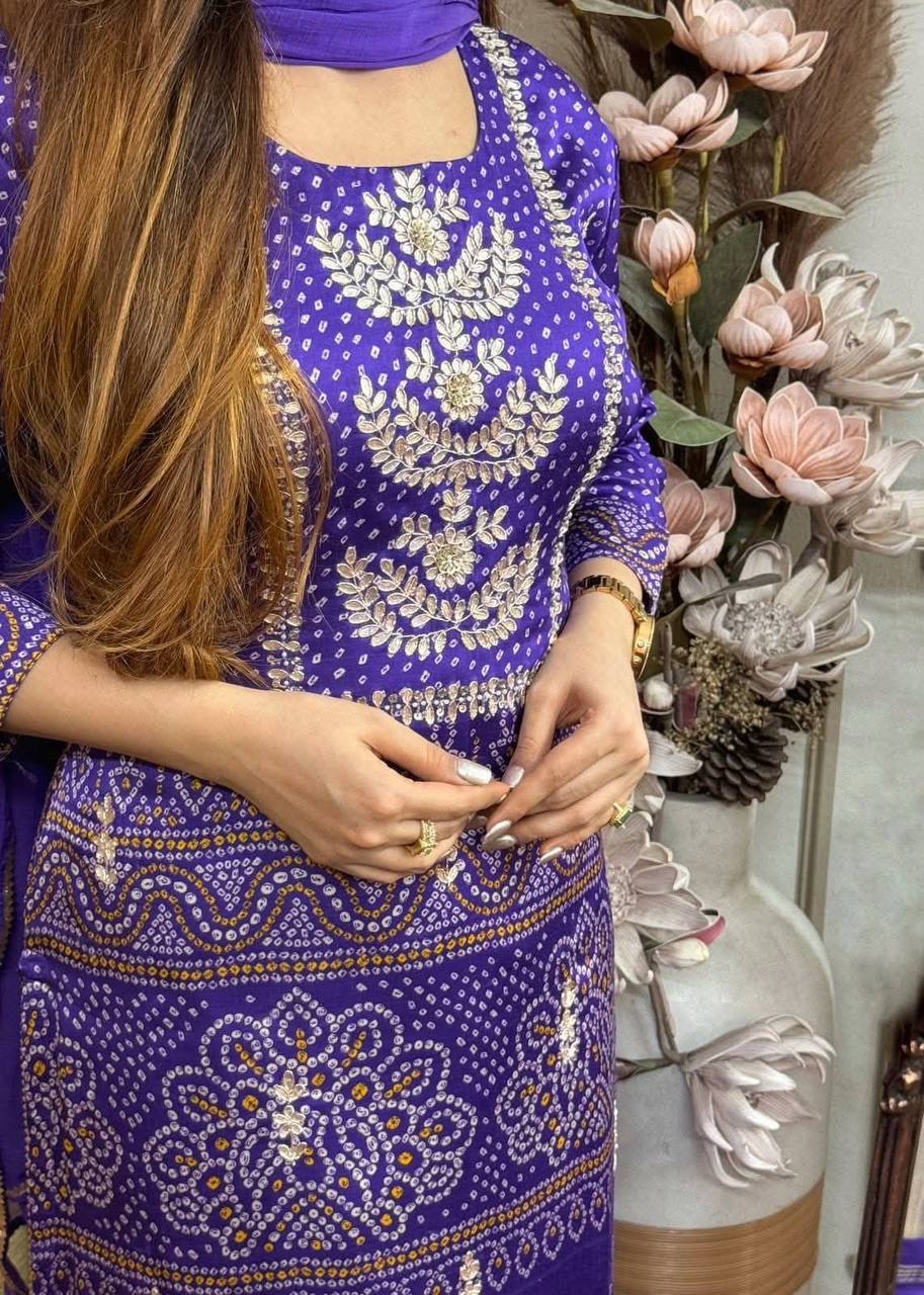 Full view of the purple Chinon kurta and pajama with traditional Bandhani design.