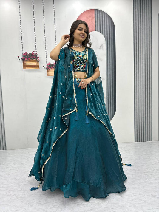 RB Latkan Lehenga
