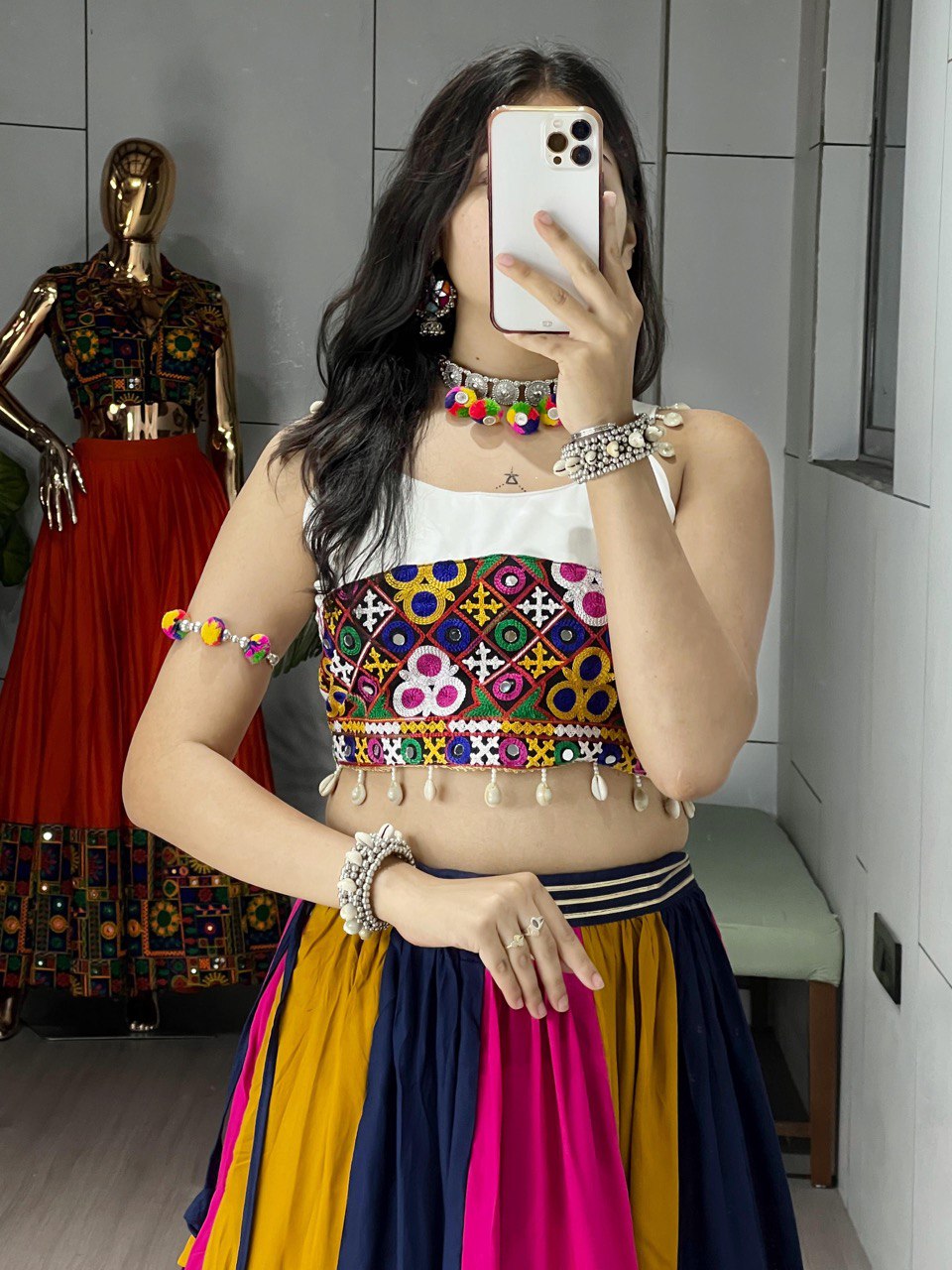 Ethnic Women's Lehenga with Traditional Kediya Set in Multicolor for Festive Navratri Celebrations