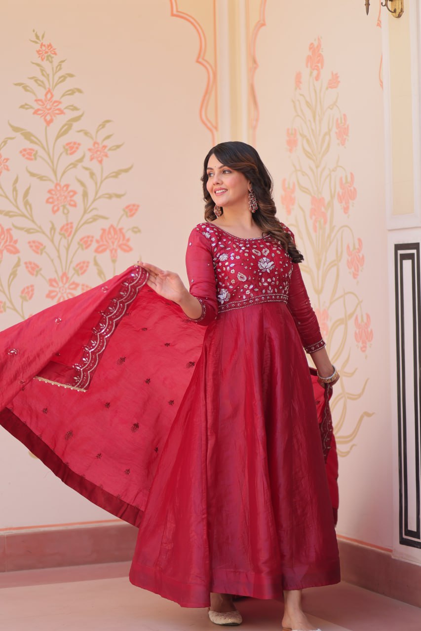 Elegant Gold Crush Embroidered Gown and Designer Dupatta Set