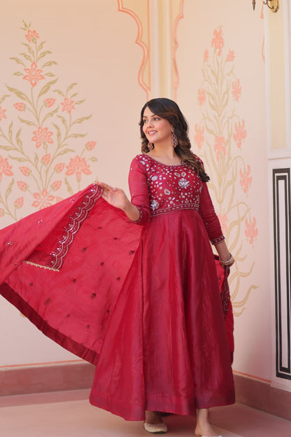 Elegant Gold Crush Embroidered Gown and Designer Dupatta Set