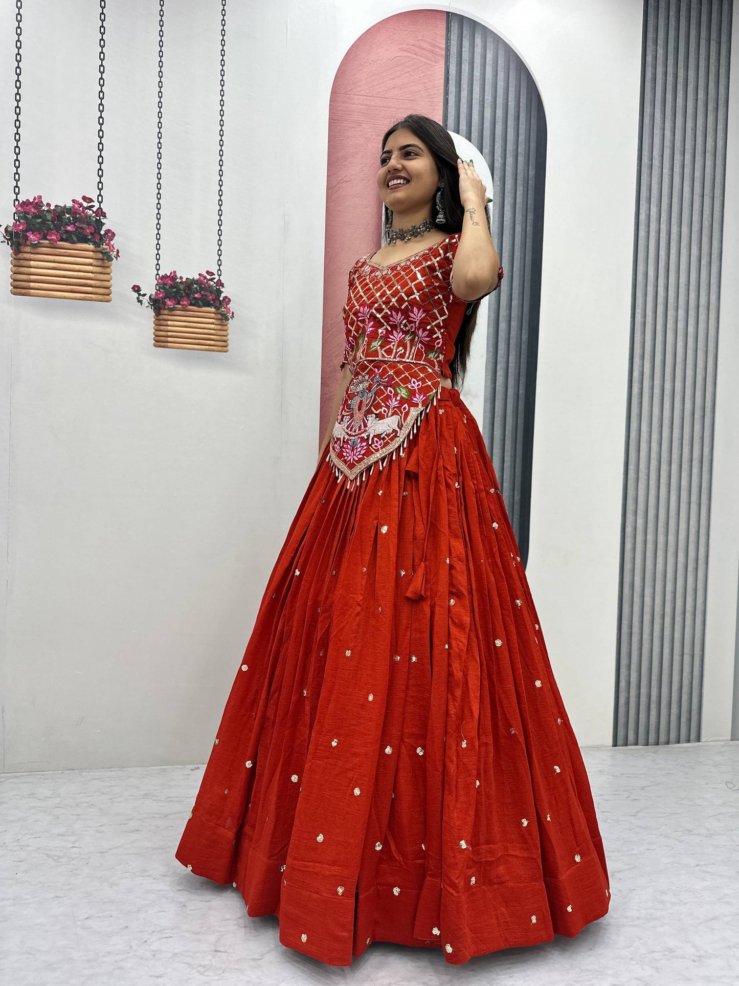 Elegant Wedding Lehenga Choli Set in Luxurious Vichitra Silk with Intricate Embroidery and Sequins