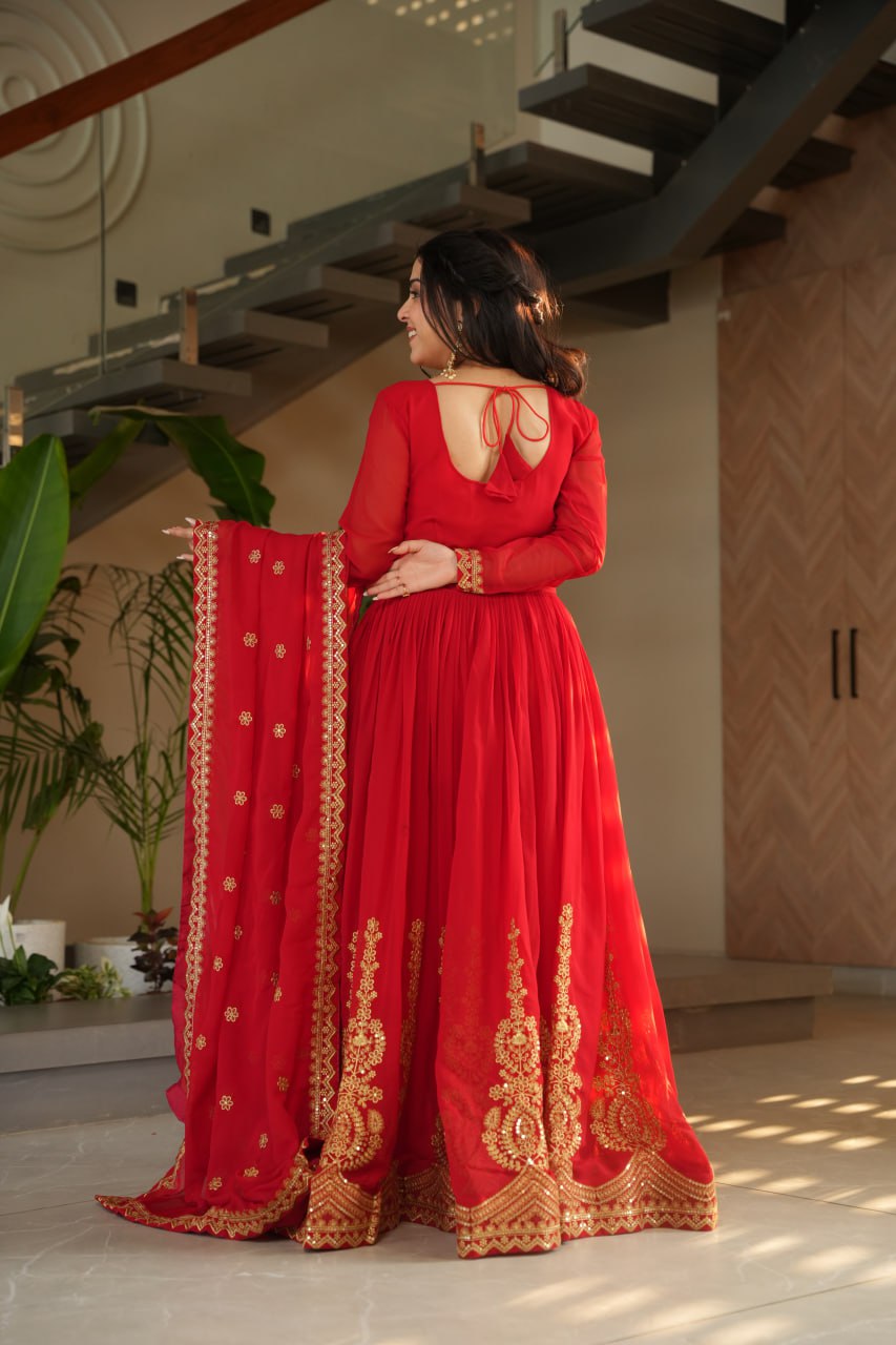 Elegant Designer Gown for Indian Celebrations