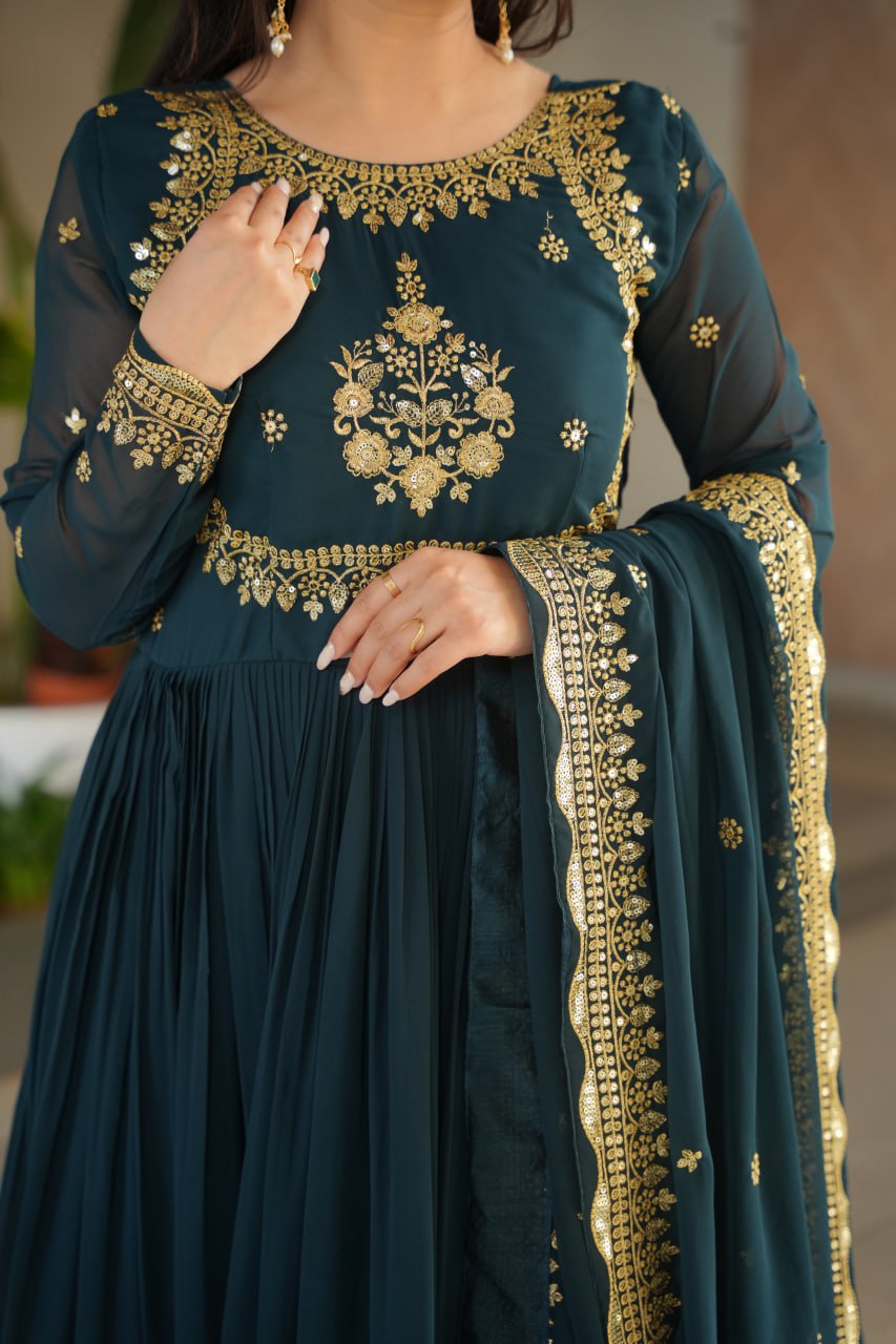Exquisite Designer Gown with Dupatta – Limited Edition 2025