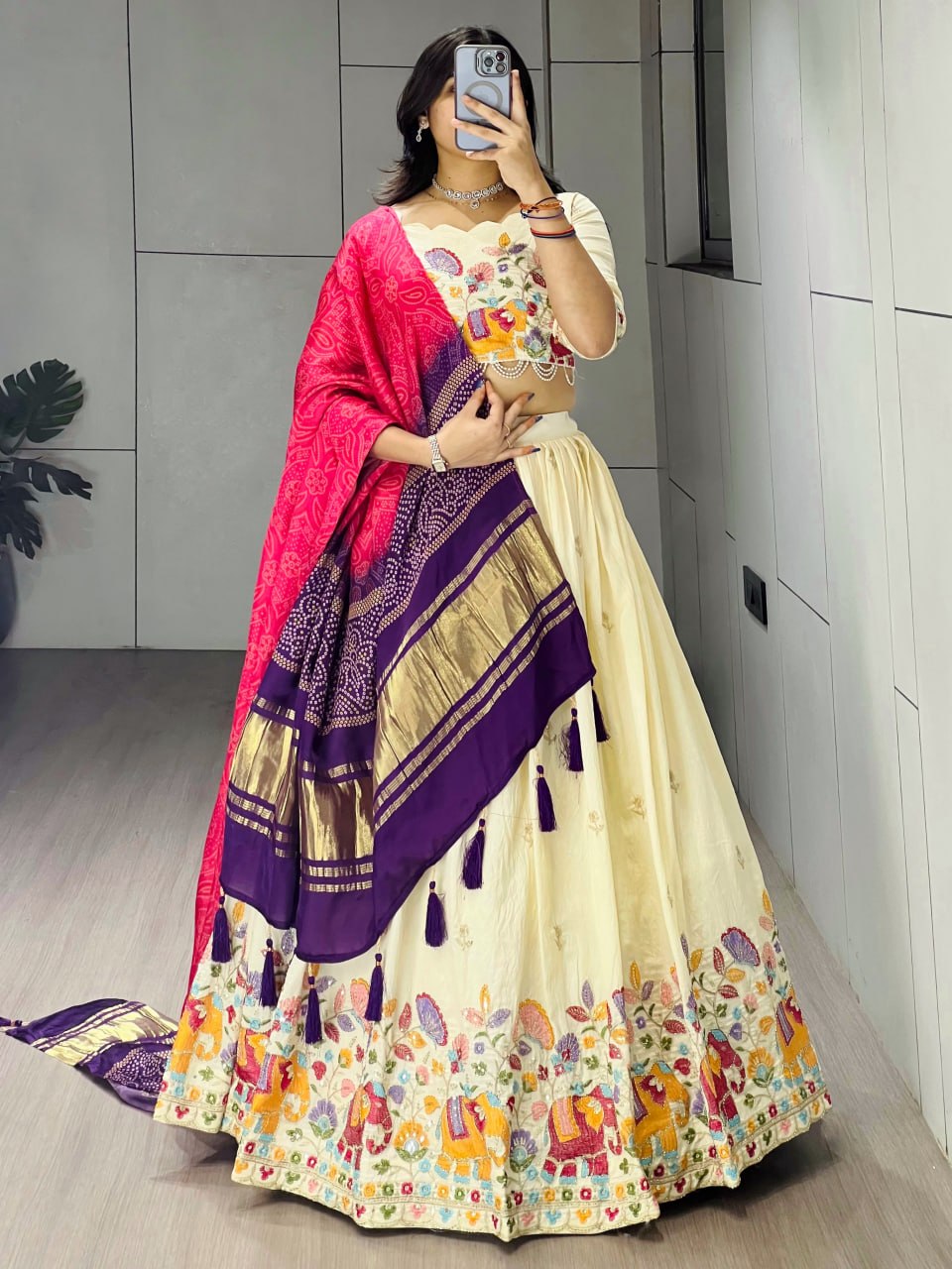 Elegant Traditional Ethnic Lehenga Choli Ensemble with Embroidered Crush Vichitra Fabric and Pure Gaji Silk Dupatta