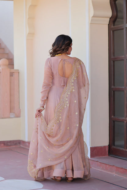 Regal Elegance