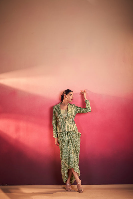 Elegant Tasar Silk Ensemble with Flowing Silhouettes and Artistic Prints for Festive Charm and Modern Style
