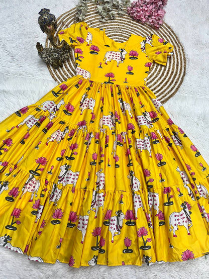 Real Own Modeling New Super Trendy Dress