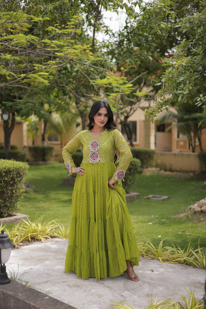 RangBhoomi Navratri Gown 2026 – Laheriya Print with Kutchi Patchwork, Faux Georgette Lined Cotton, Full Sleeve, 56 Inch Length