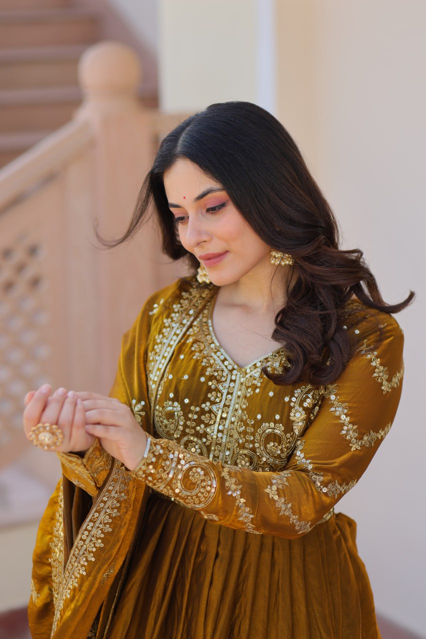 Grandeur Gown