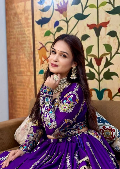 Elegant Festival Lehenga Choli Set with Heavy Embroidery and Sequins