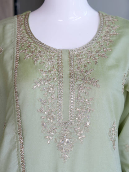 Exclusive Designer Collection for Festivals – Elegant Vichitra Silk Ensemble with Embroidered Sequence