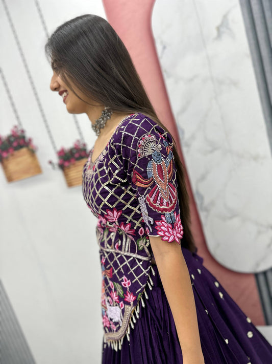 Elegant Wedding Lehenga Choli Set in Luxurious Vichitra Silk with Intricate Embroidery and Sequins