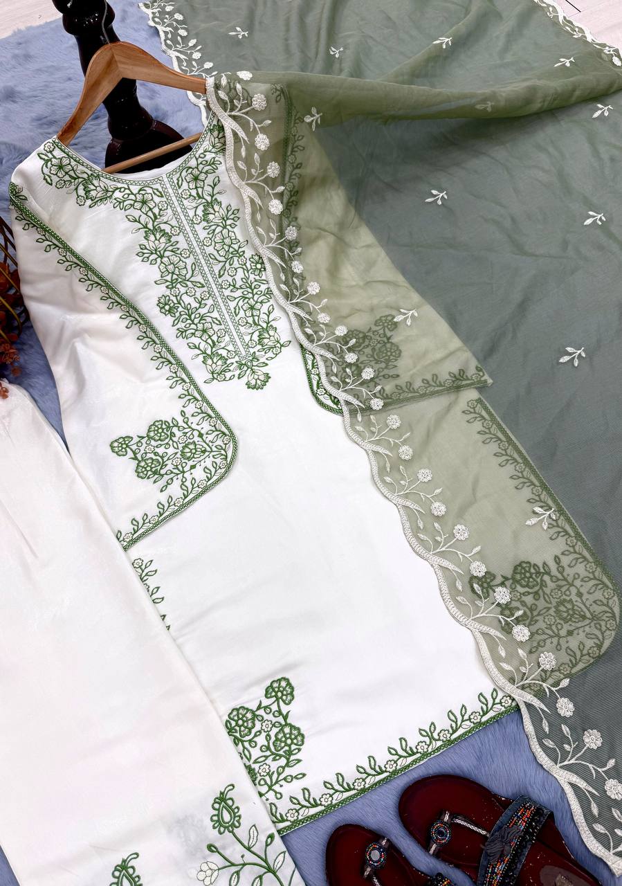 Elegant Party Wear Set Featuring Premium Roman Glass Embroidered Top with Fancy Bell Sleeves and Stylish Palazzo Pants with Dupatta