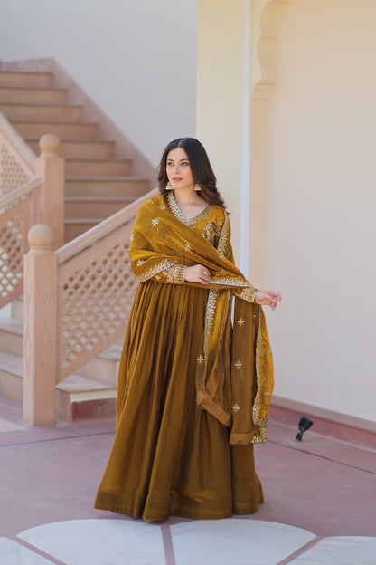 Grandeur Gown