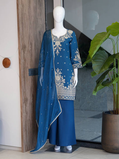 Luxury Fusion Style Designer Ensemble – Elegant Roman Silk Set with Embroidery, Sequins & Nazmeen Dupatta
