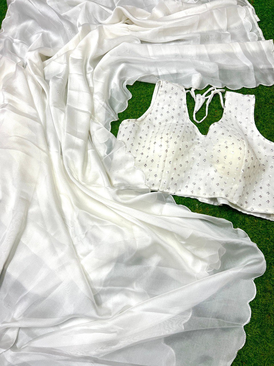 Easy maintenance: Durable Rangoli silk saree that's dry clean only.