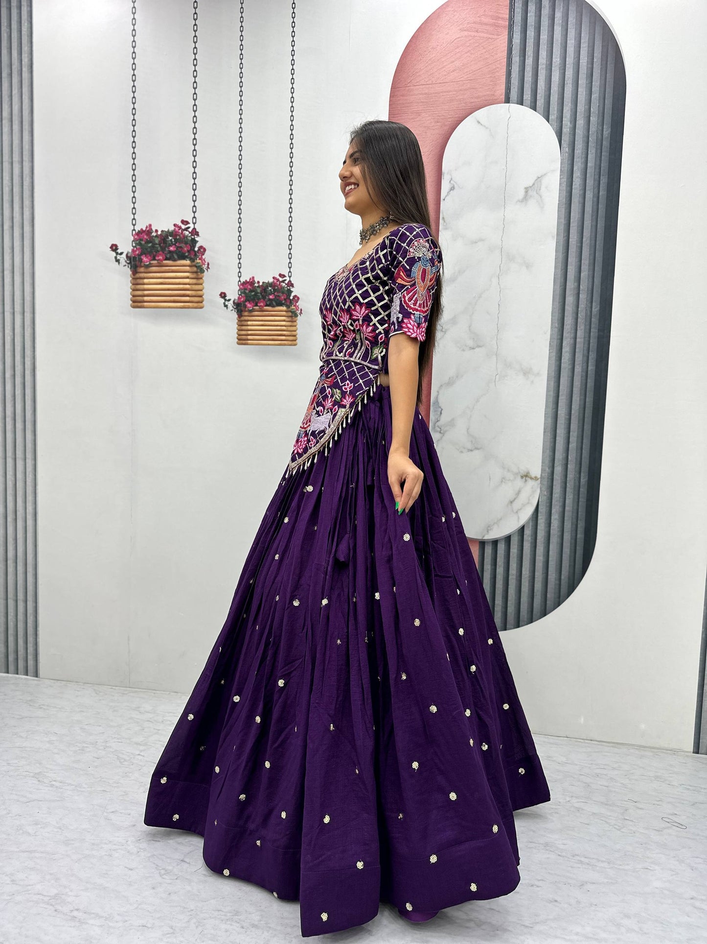 Elegant Wedding Lehenga Choli Set in Luxurious Vichitra Silk with Intricate Embroidery and Sequins