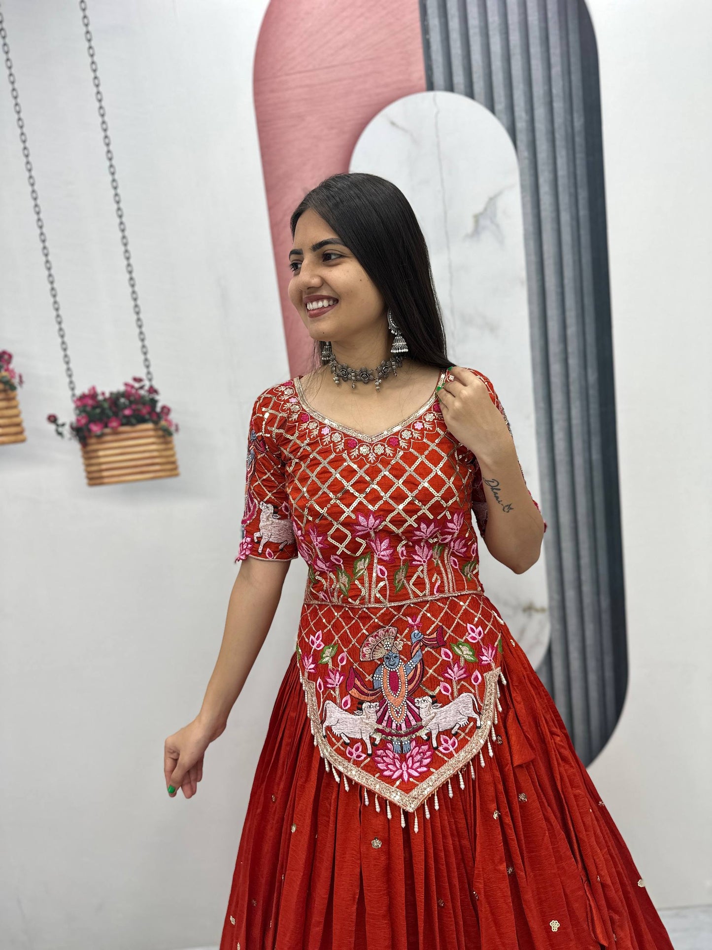 Elegant Wedding Lehenga Choli Set in Luxurious Vichitra Silk with Intricate Embroidery and Sequins