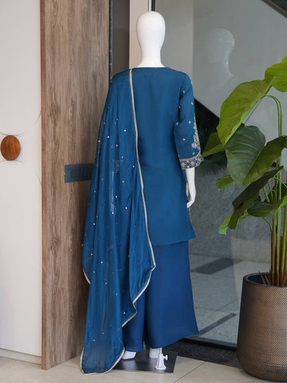 Luxury Fusion Style Designer Ensemble – Elegant Roman Silk Set with Embroidery, Sequins & Nazmeen Dupatta
