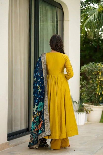 Nayab Suit