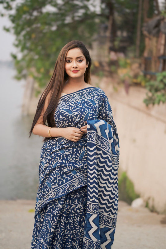 Woman in blue and white printed Ready to Wear Cotton Saree.