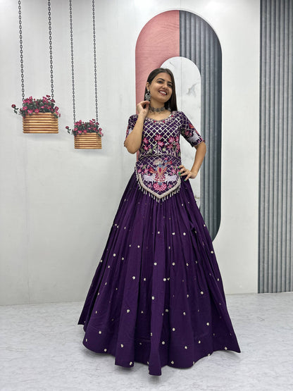 Elegant Wedding Lehenga Choli Set in Luxurious Vichitra Silk with Intricate Embroidery and Sequins