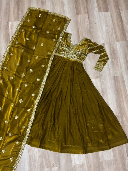 Grandeur Gown