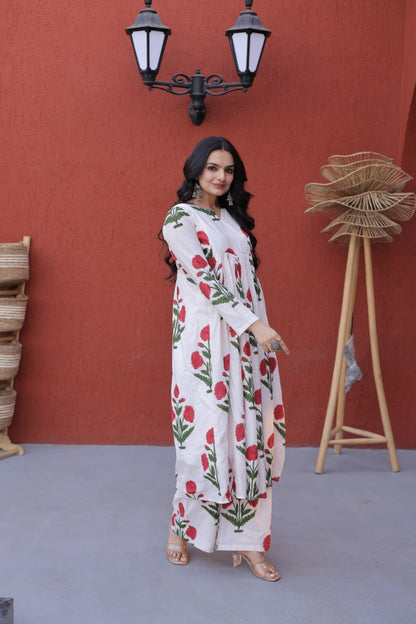 Premium Ready-to-Wear Kurti and Pant Set in Printed Cotton for Elegant Comfort