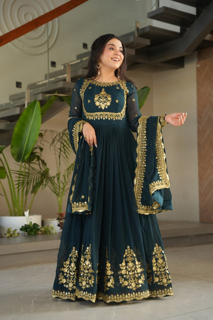 Exquisite Designer Gown with Dupatta – Limited Edition 2025