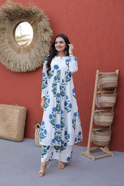 Premium Ready-to-Wear Kurti and Pant Set in Printed Cotton for Elegant Comfort