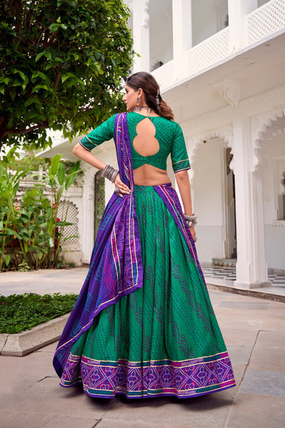 Elegant Navratri Ensemble Featuring Vibrant Bandhani Print and Regal Borders for a Classic Festive Look