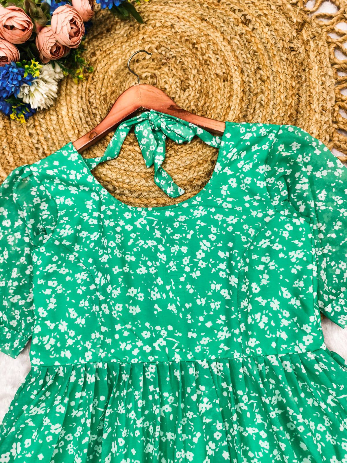 Elegant Green Floral Georgette Maxi Dress