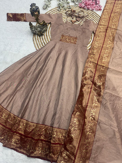 Trendy Traditional Outfit