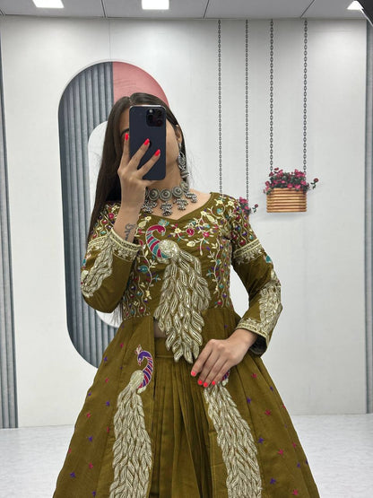 Festival Special Crop Top with Shrug