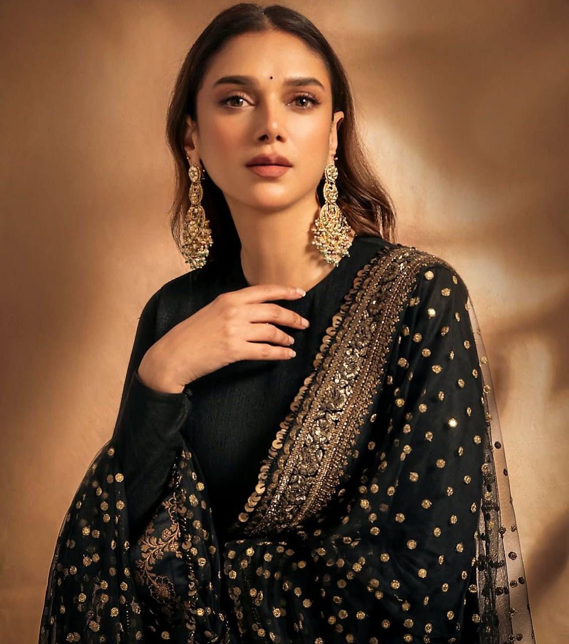Elegant Embroidered Fox Georgette Gown with Matching Dupatta – Fully Stitched, Sophisticated Design