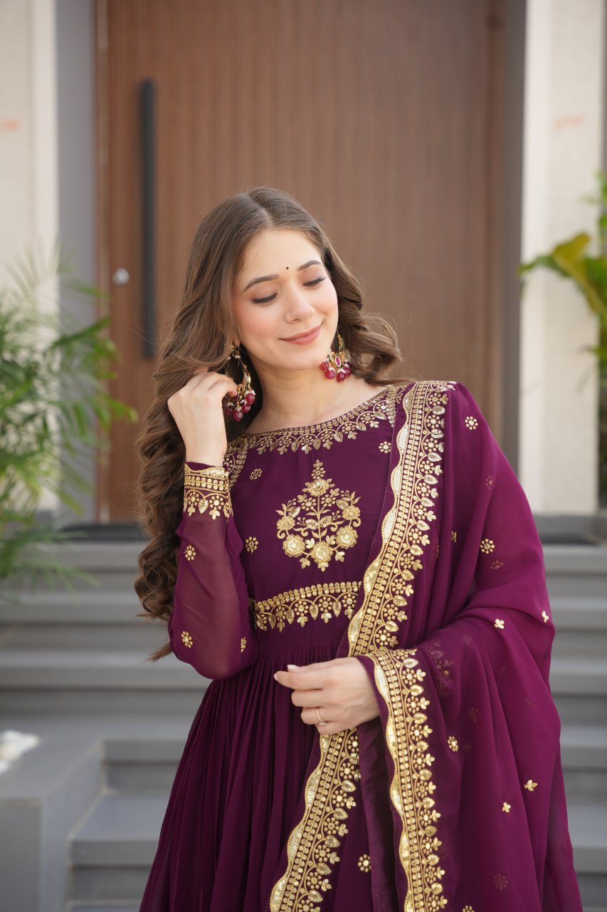 Exquisite Designer Gown with Dupatta – Limited Edition 2025