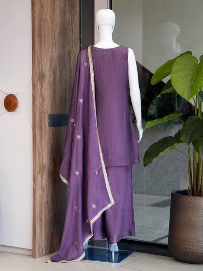 Designer Fusion Style Luxury Edition – Elegant 2-Tone Ensemble with Embroidery and Sequins