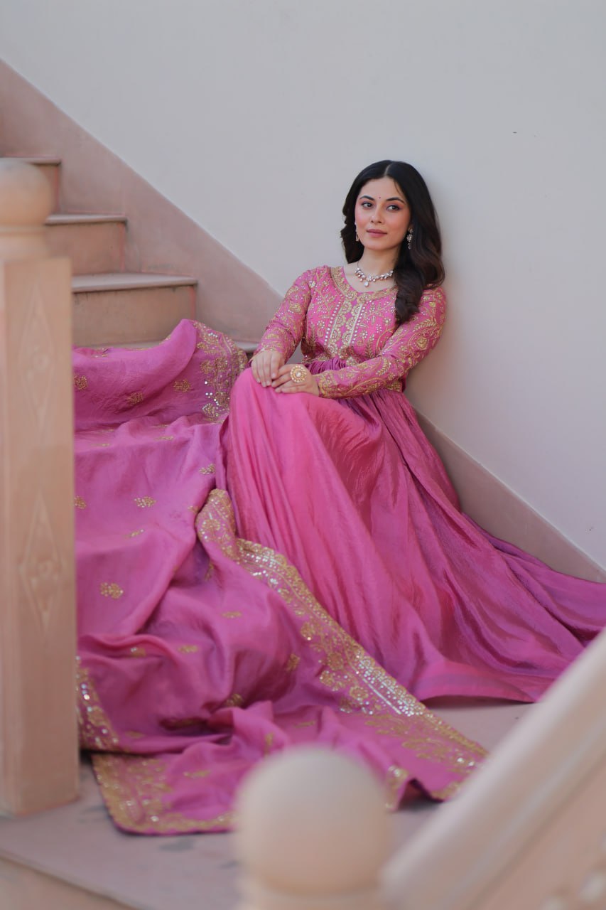 Trending Gold Gown: Crush Fabric, Embroidered Dupatta