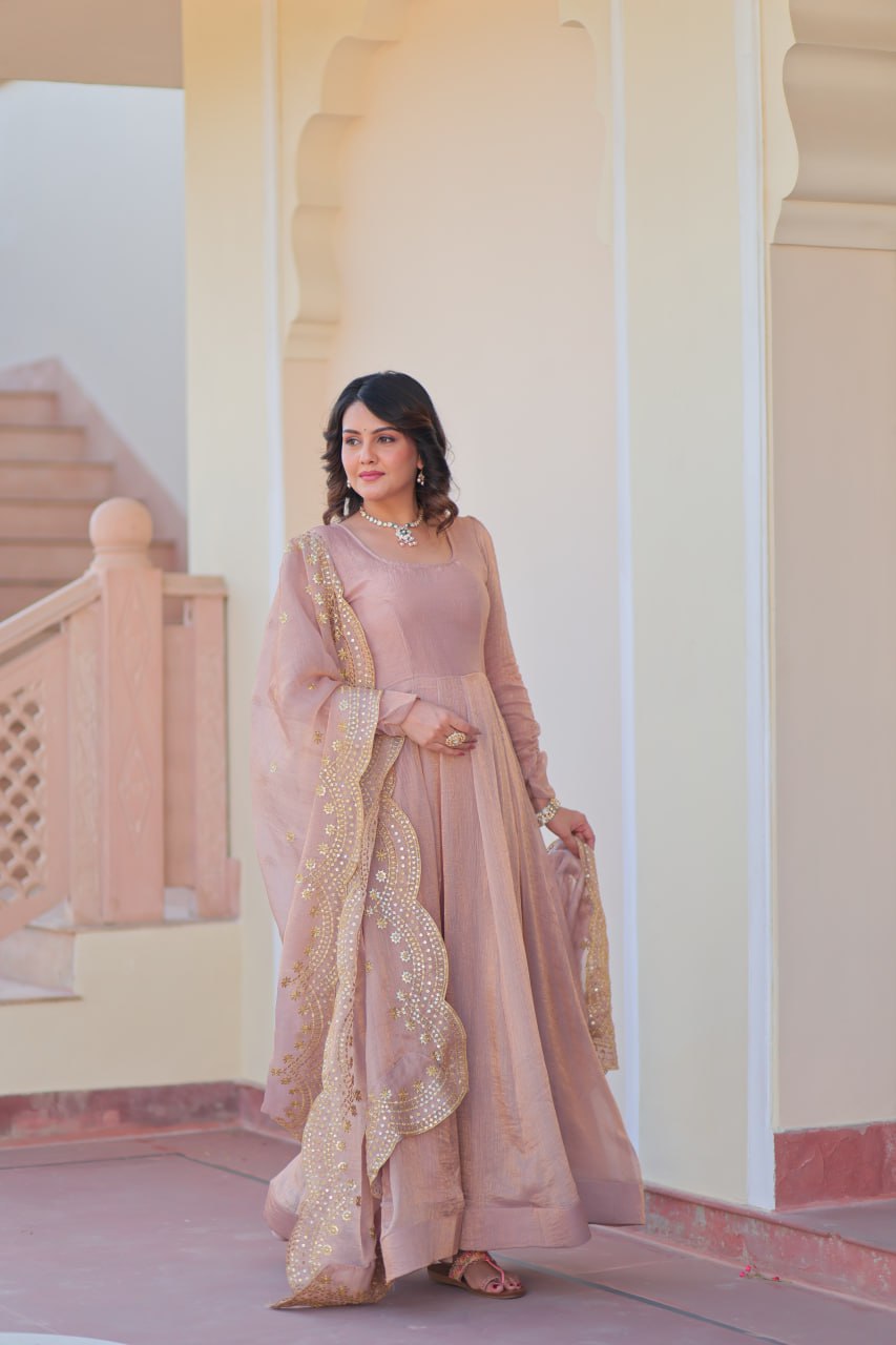 Regal Elegance