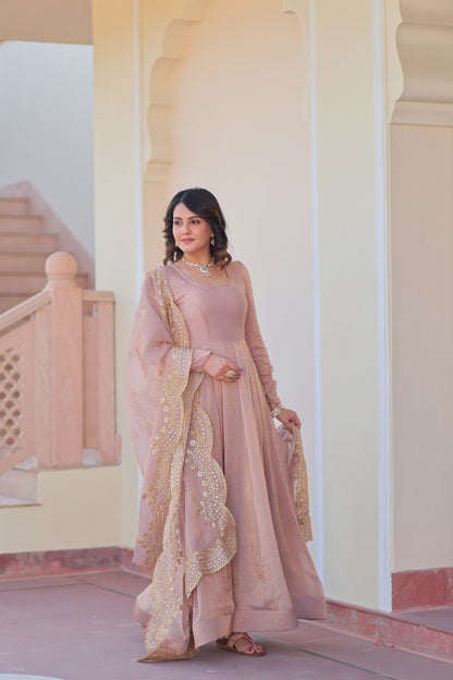Regal Elegance